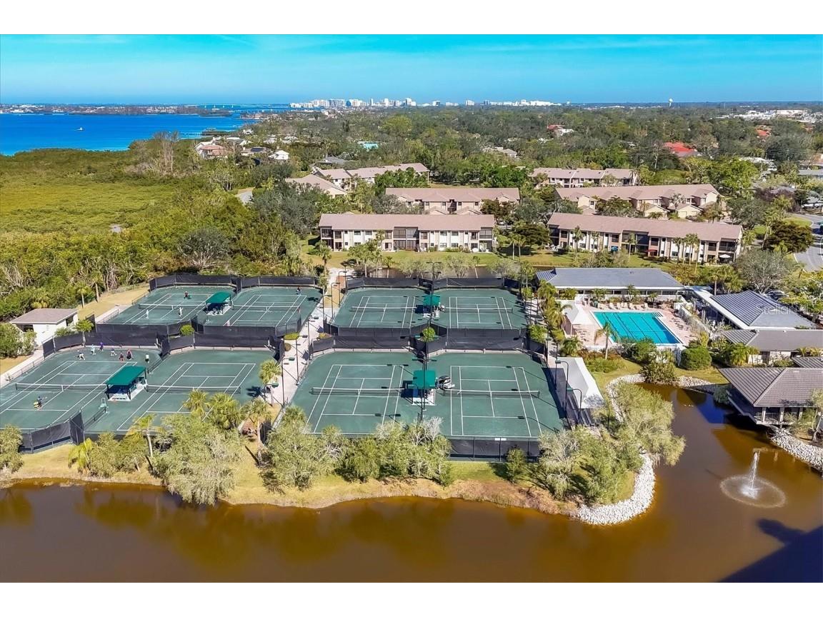 5408 Eagles Point Circle #102 Sarasota FL 34231 A4668010 image34