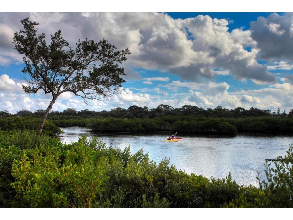 5408 Eagles Point Circle #102 Sarasota FL 34231 A4668010 image41