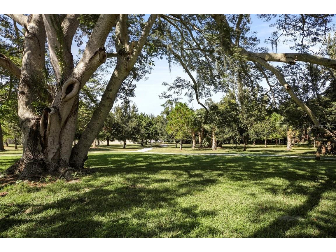 5408 Eagles Point Circle #102 Sarasota FL 34231 A4668010 image46