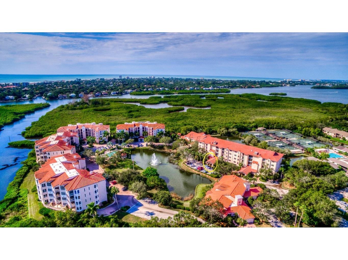 5408 Eagles Point Circle #302 Sarasota FL 34231 - INTRACOASTAL WATERWAY A4573080 image1