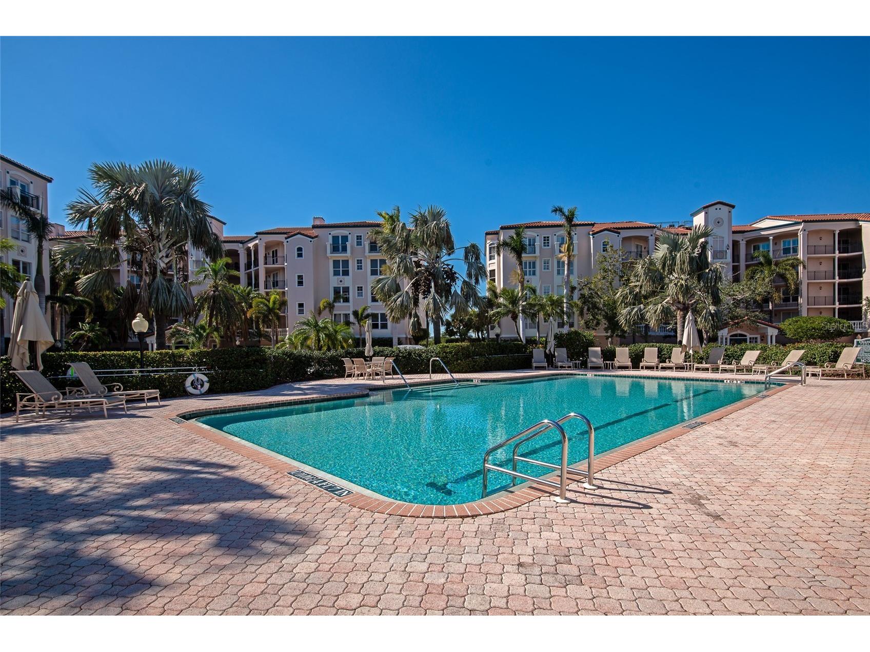 5408 Eagles Point Circle #302 Sarasota FL 34231 - INTRACOASTAL WATERWAY A4678903 image42