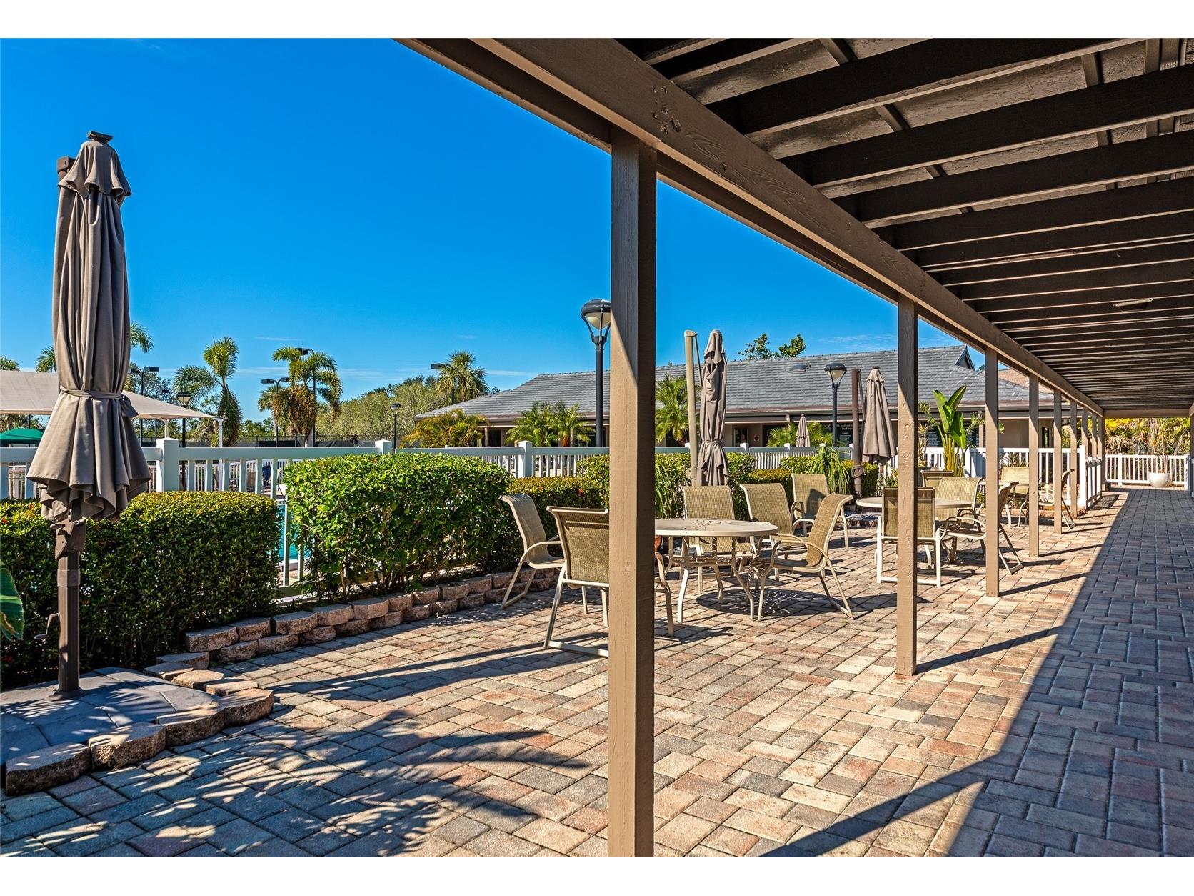 5408 Eagles Point Circle #302 Sarasota FL 34231 - INTRACOASTAL WATERWAY A4678903 image48