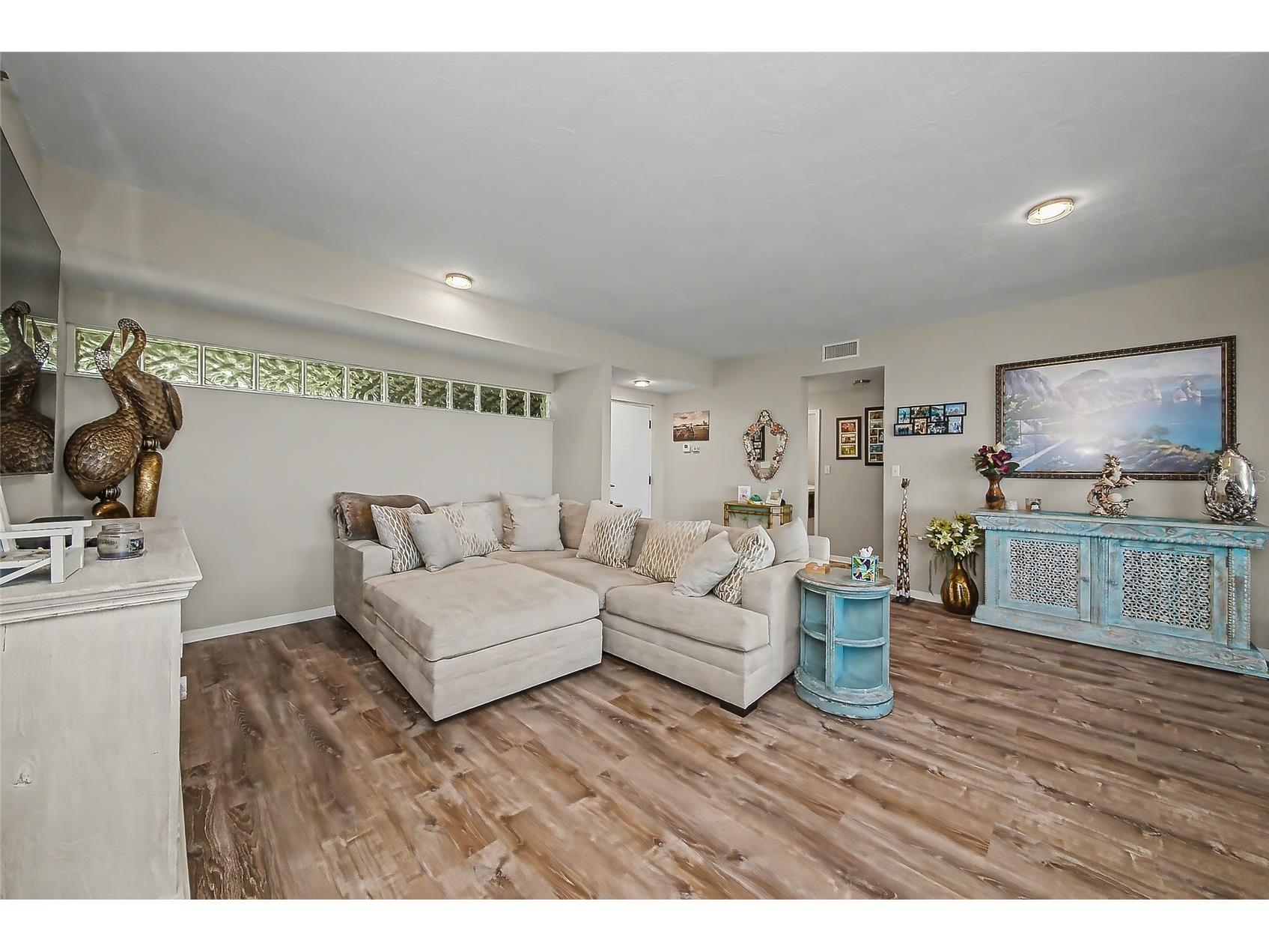 5408 Eagles Point Circle #302 Sarasota FL 34231 - INTRACOASTAL WATERWAY A4678903 image5