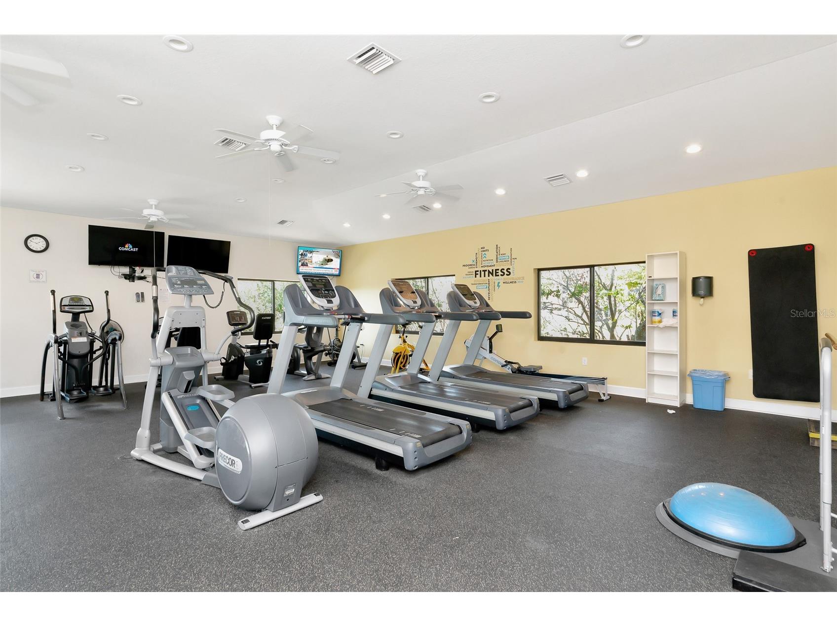 5408 Eagles Point Circle #302 Sarasota FL 34231 - INTRACOASTAL WATERWAY A4678903 image52