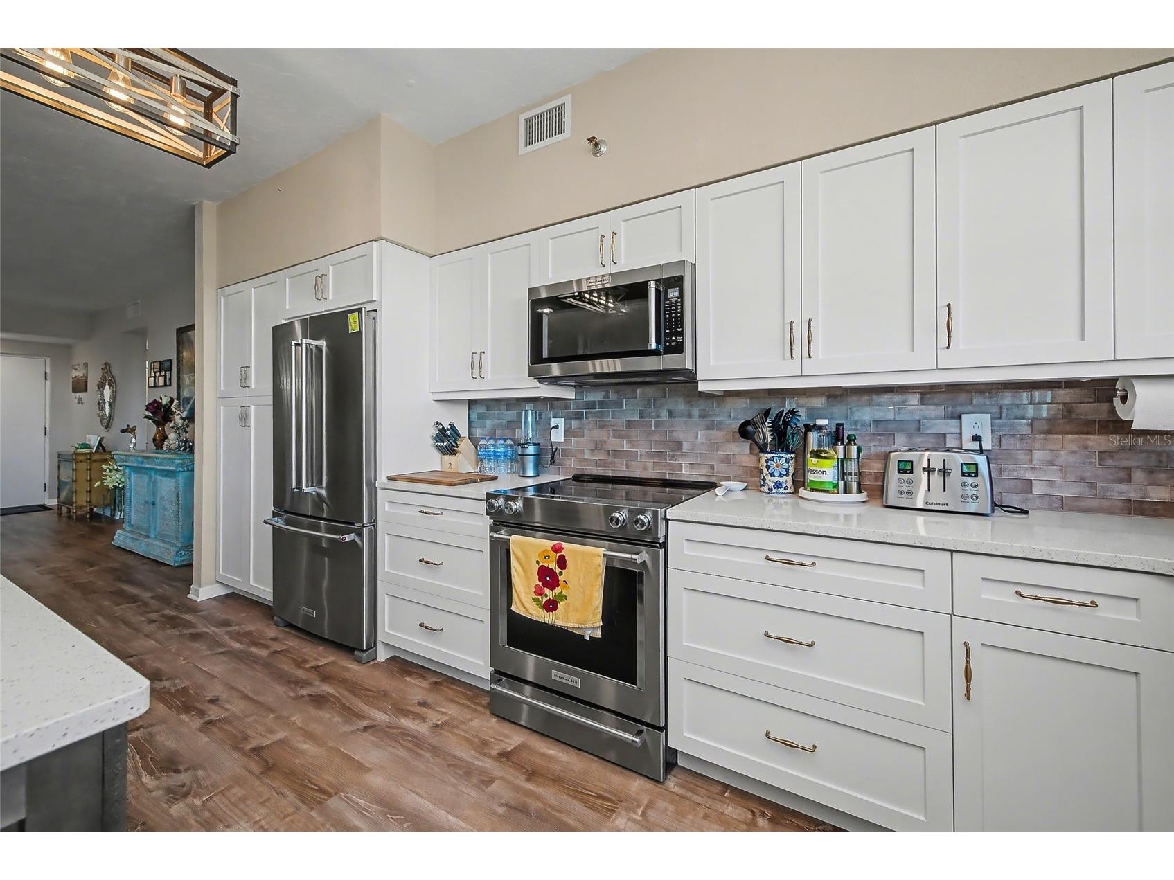 5408 Eagles Point Circle #302 Sarasota FL 34231 A4695917 image18