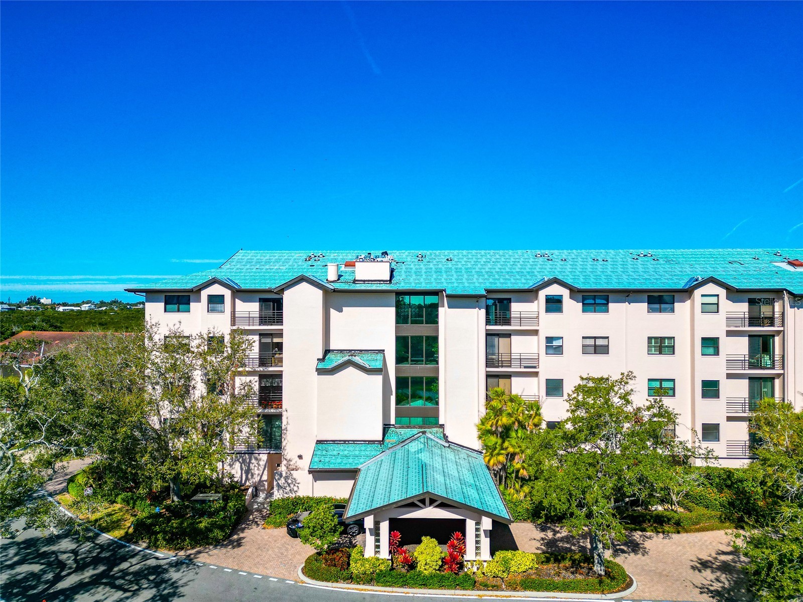 5408 Eagles Point Circle #302 Sarasota FL 34231 A4695917 image2