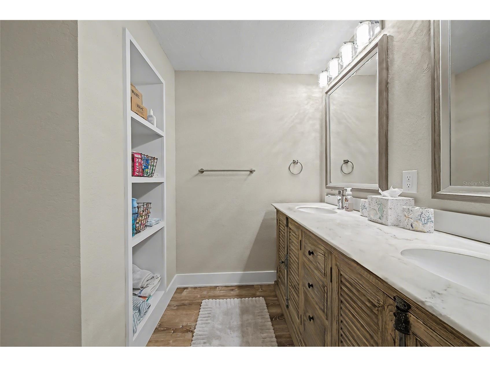 5408 Eagles Point Circle #302 Sarasota FL 34231 A4695917 image28