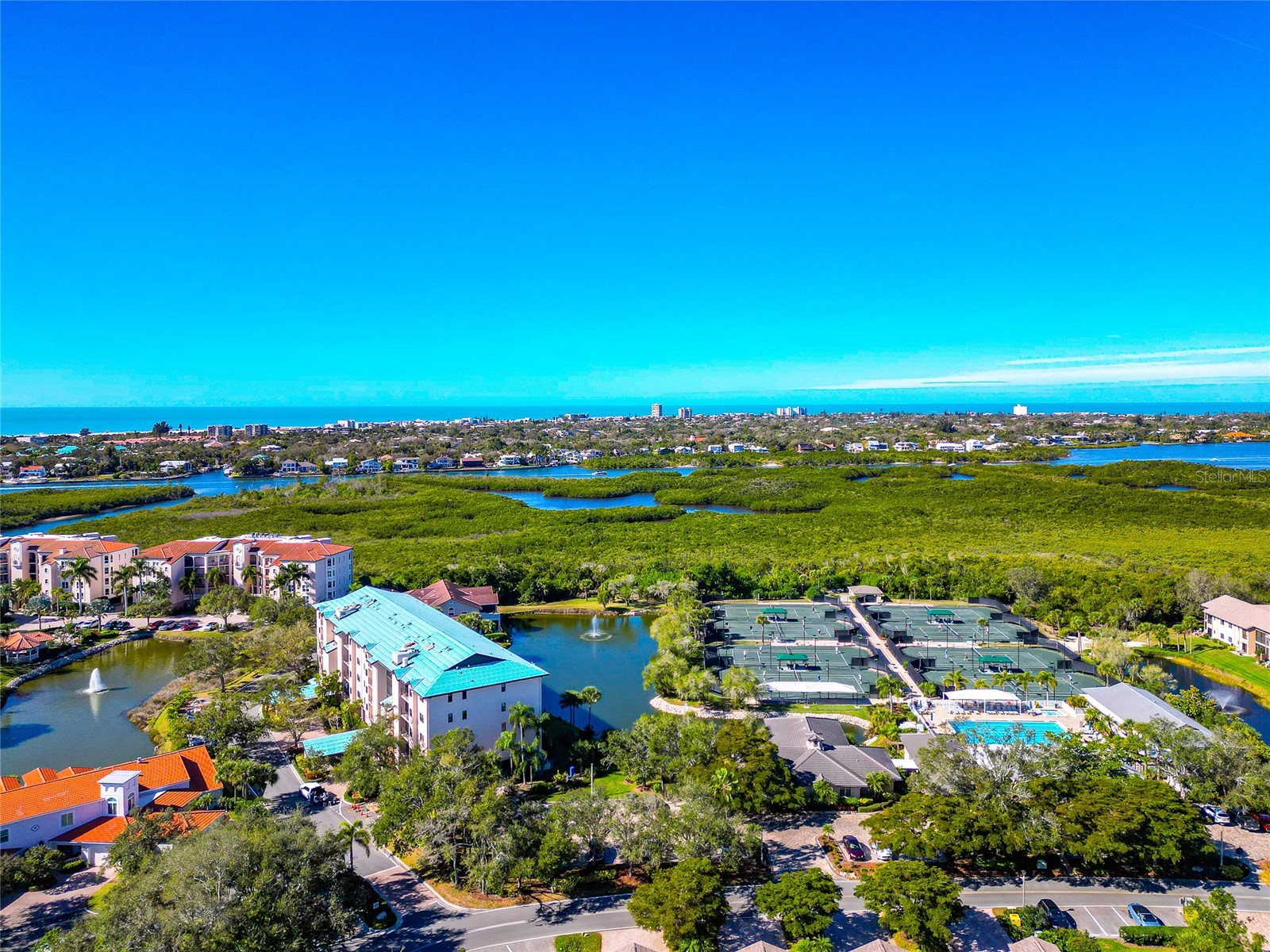 5408 Eagles Point Circle #302 Sarasota FL 34231 A4695917 image44