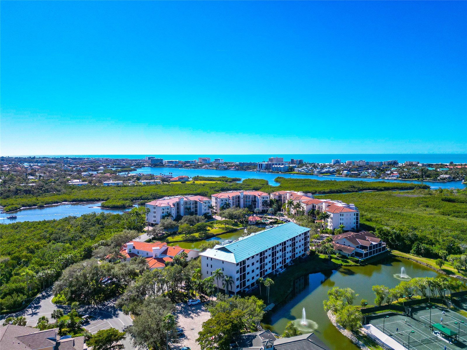 5408 Eagles Point Circle #302 Sarasota FL 34231 A4695917 image46