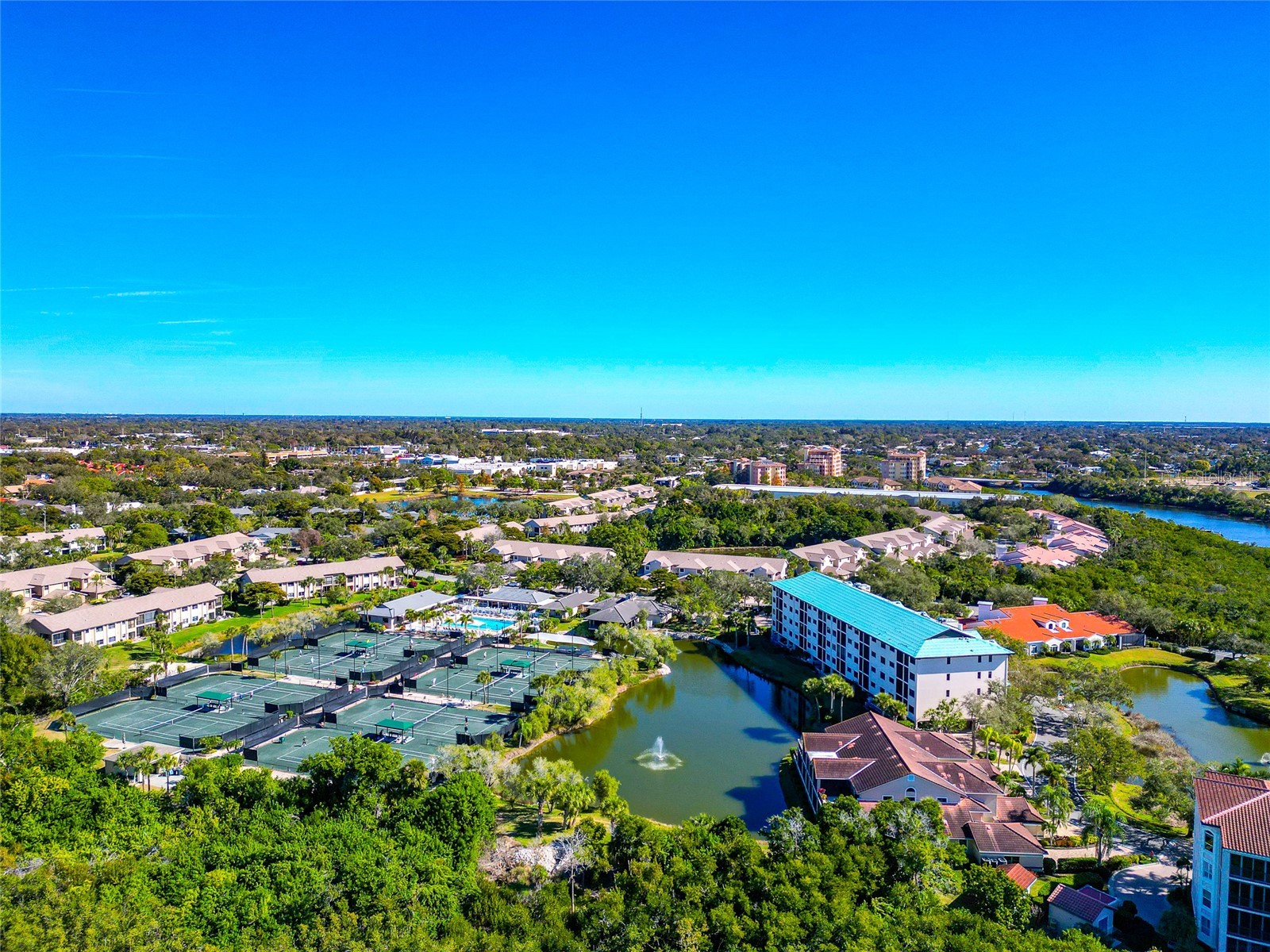 5408 Eagles Point Circle #302 Sarasota FL 34231 A4695917 image56