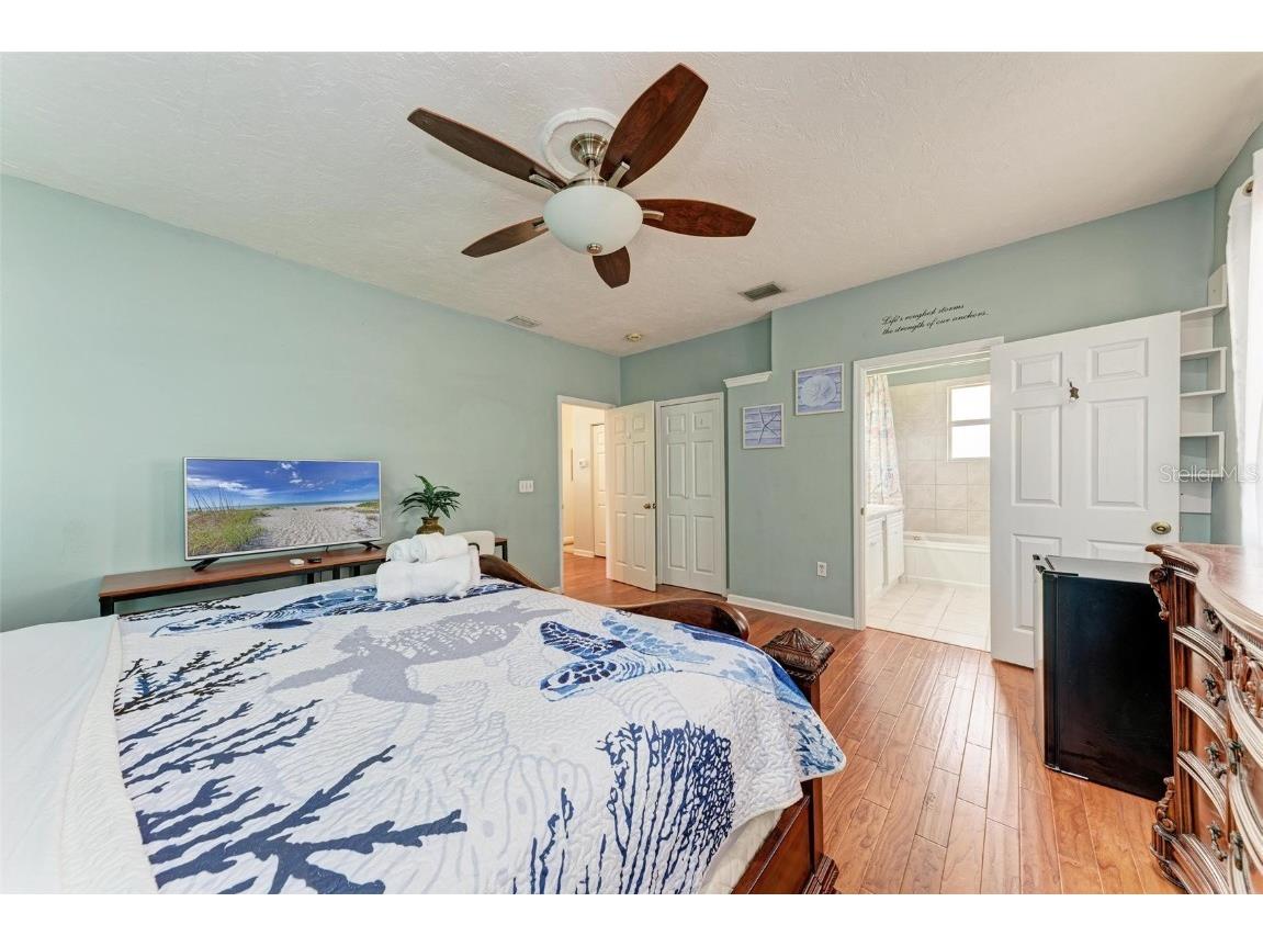 5408 Evora Avenue Sarasota FL 34235 A4668995 image31