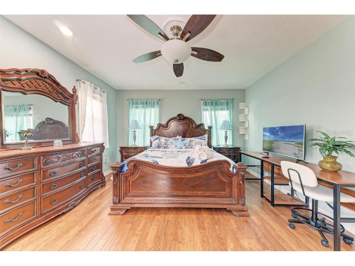 5408 Evora Avenue Sarasota FL 34235 A4668995 image32