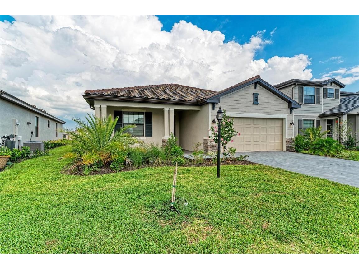 5409 Coral Reef Way Lakewood Ranch FL 34211 A4570889 image1