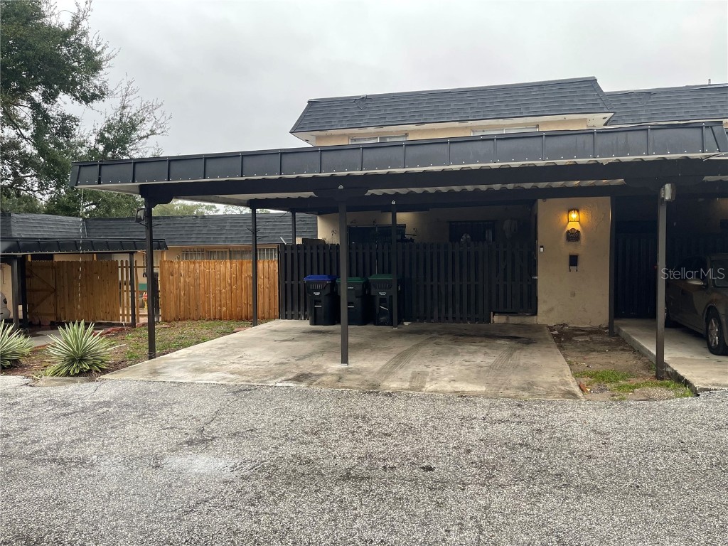 5409 Idlewild Court #104 Orlando FL 32808 V4934061 image1