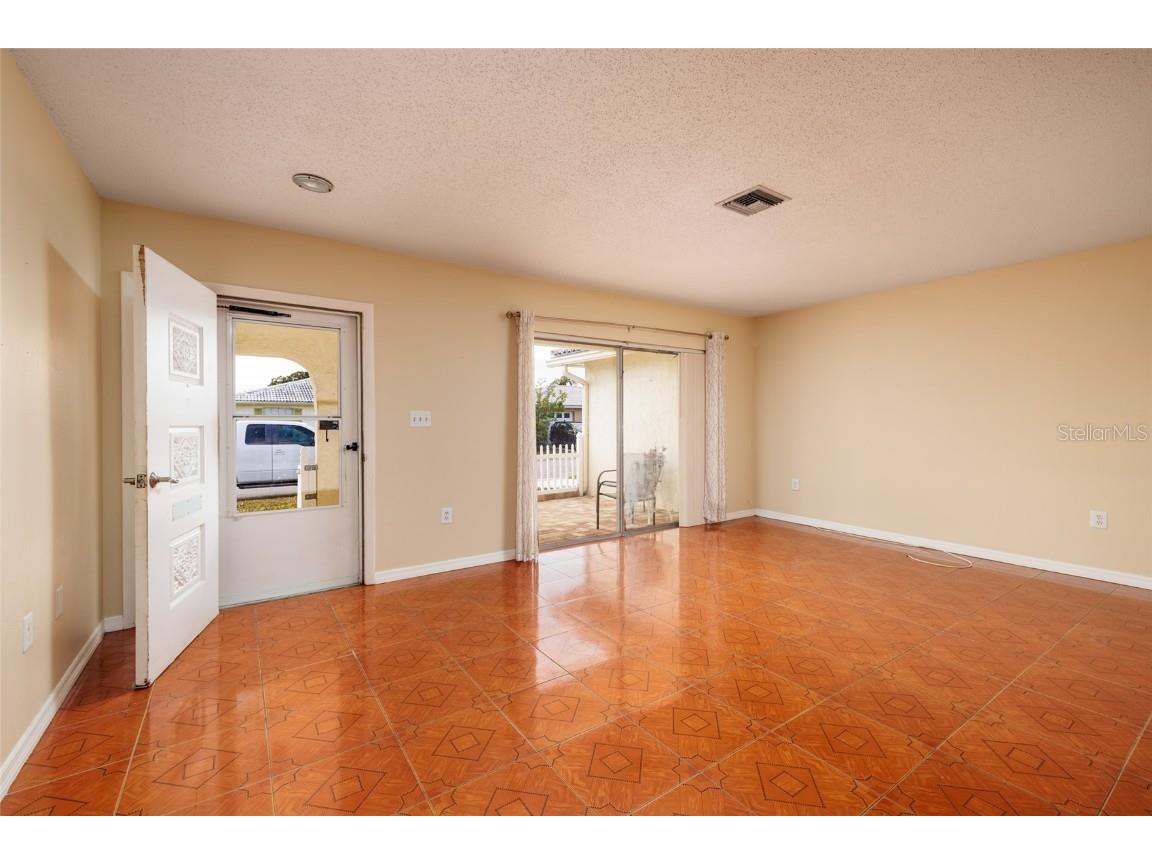 5409 Orange Blossom Road N Pinellas Park FL 33782 TB8454407 image8