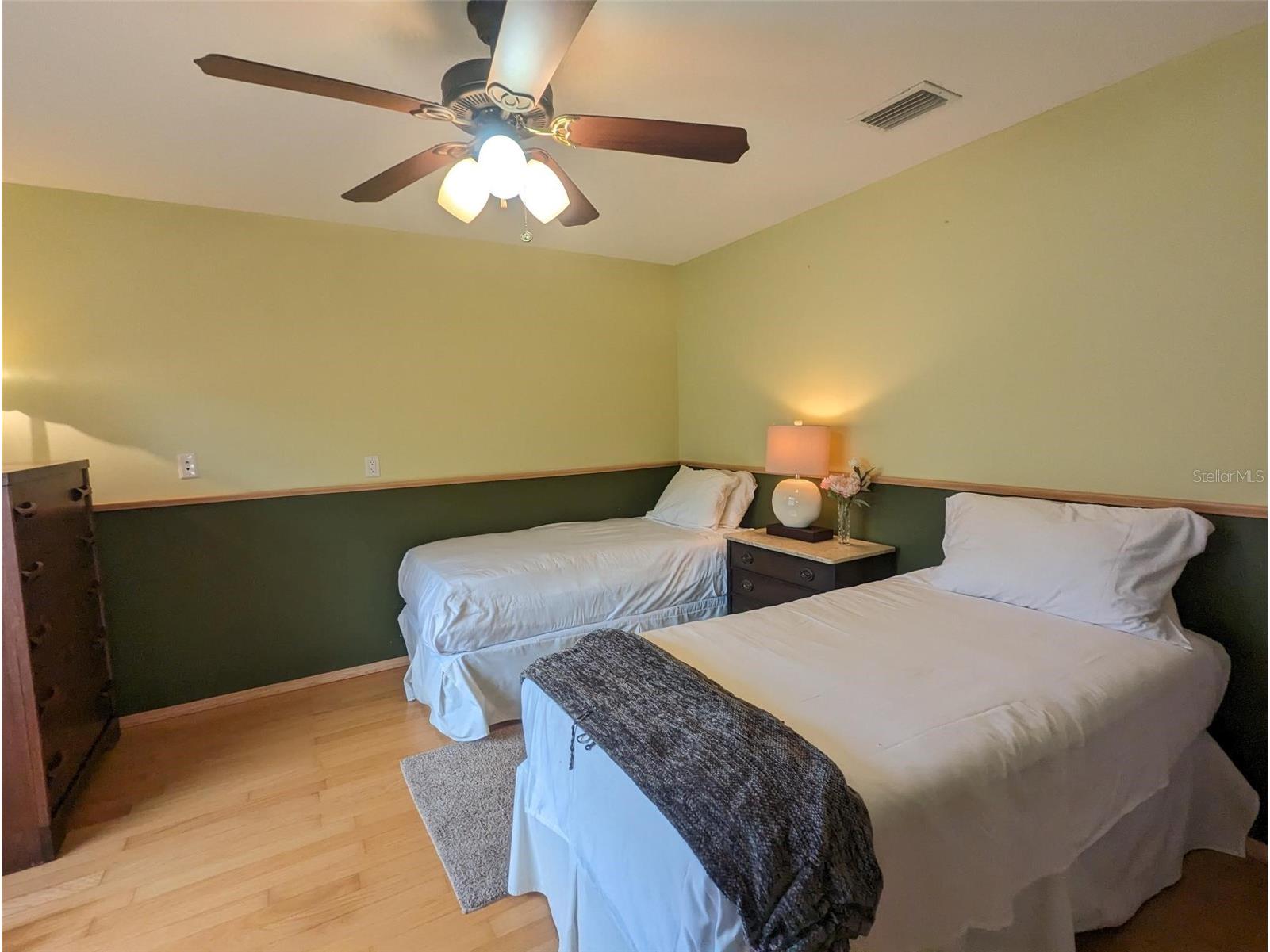 5409 Palm Aire Drive Sarasota FL 34243 A4676777 image9