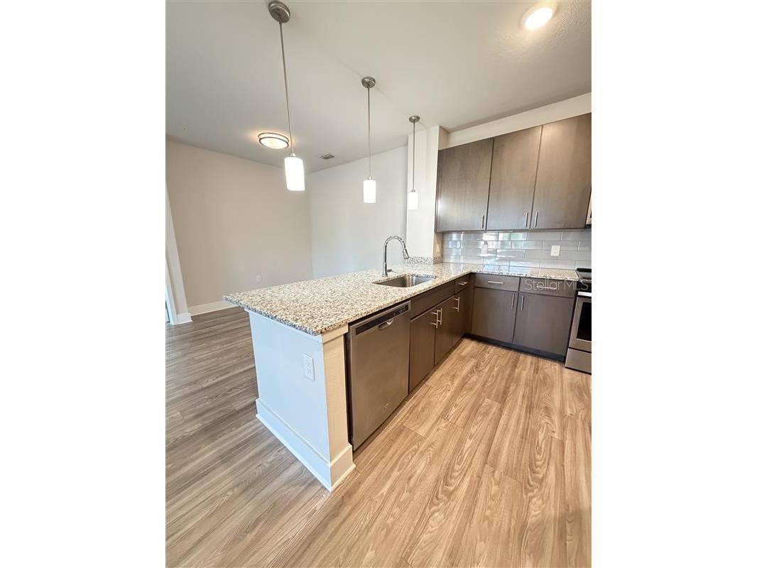 541 Academy Drive #204 Kissimmee FL 34744 O6396542 image7