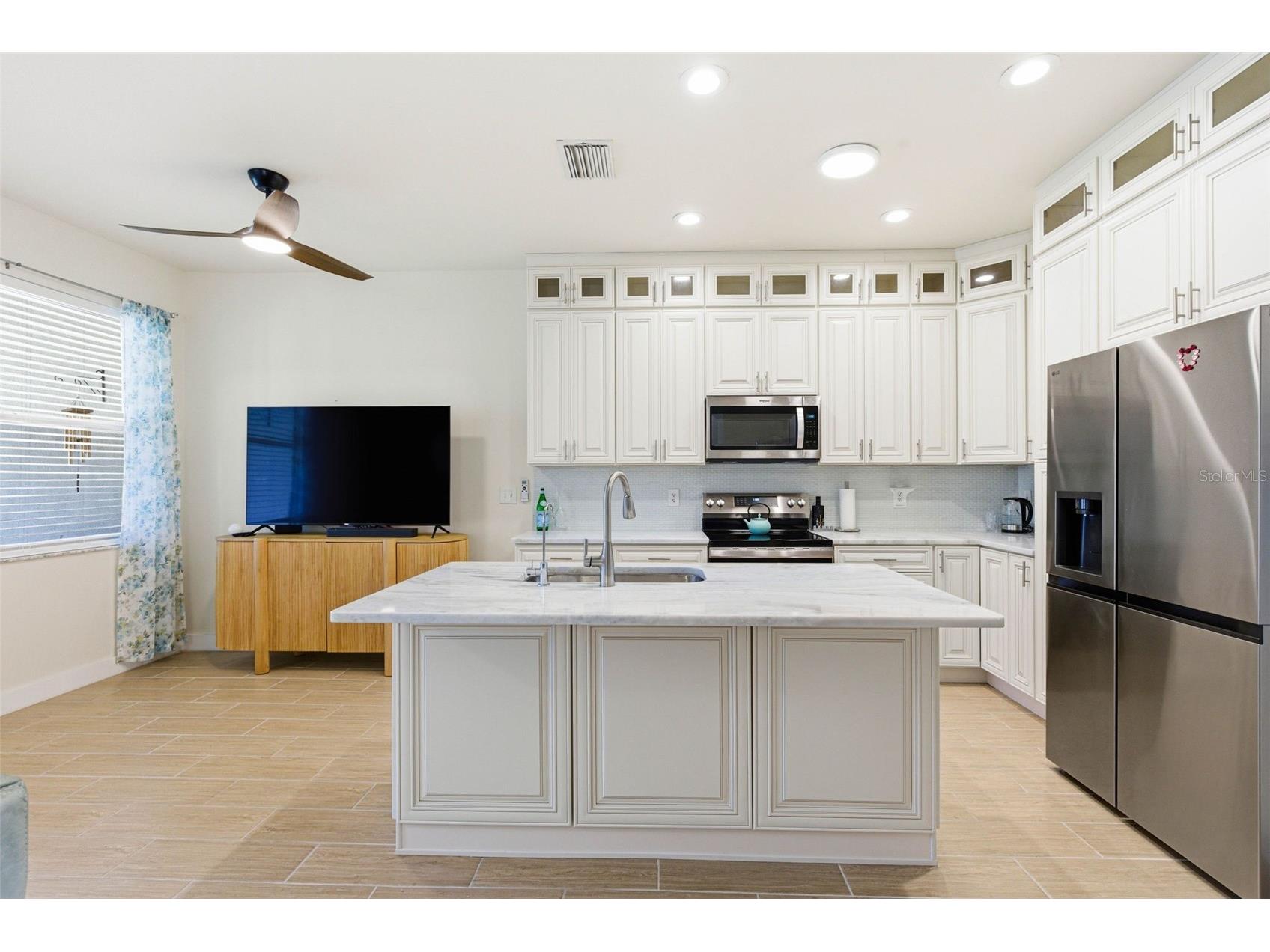 541 Black Lion Drive NE Saint Petersburg FL 33716 TB8466935 image8