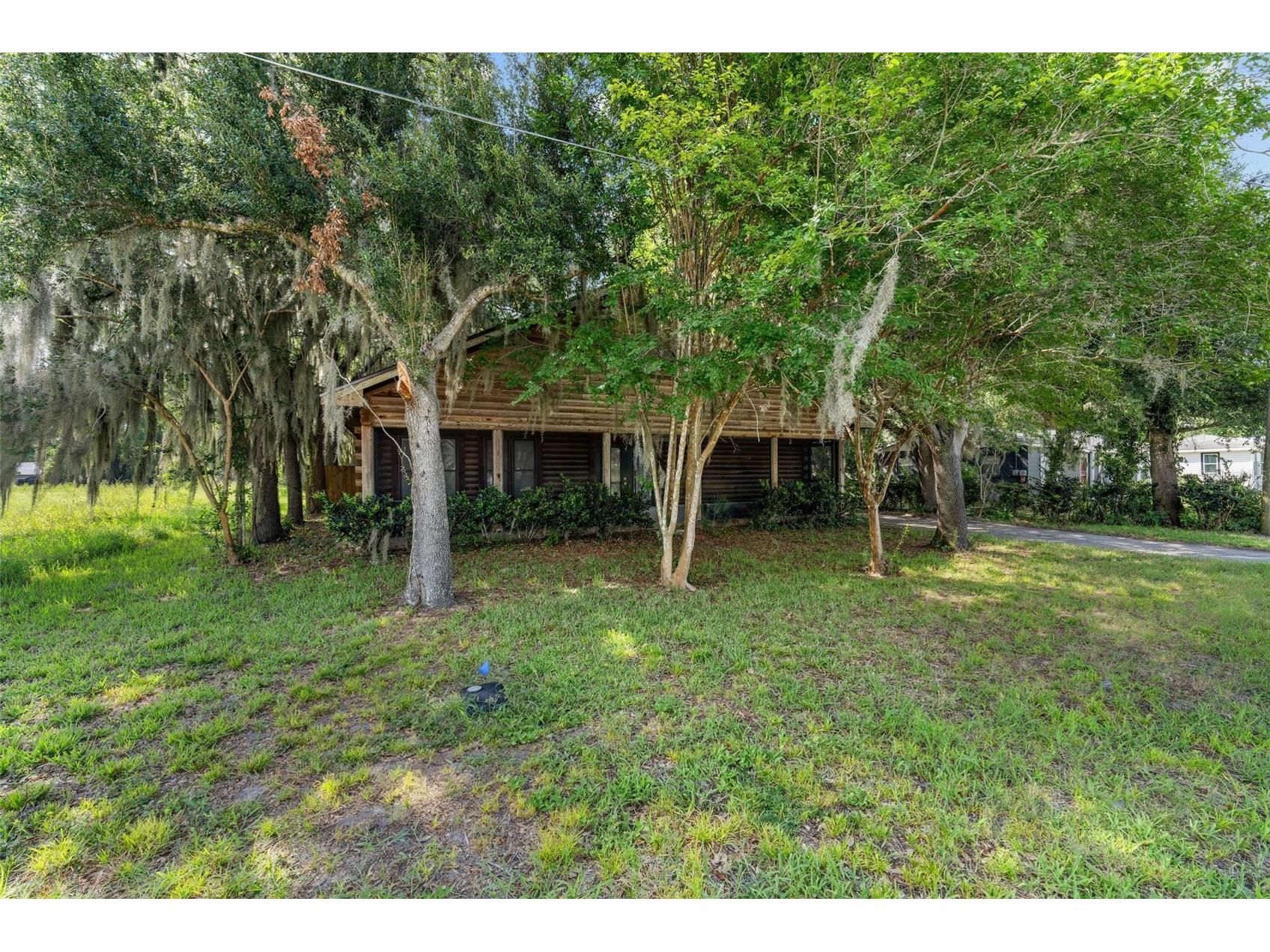 541 Blanche Avenue Umatilla FL 32784 O6417510 image1