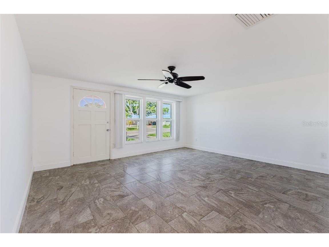 541 Circlewood Drive #R9 Venice FL 34293 N6139938 image15