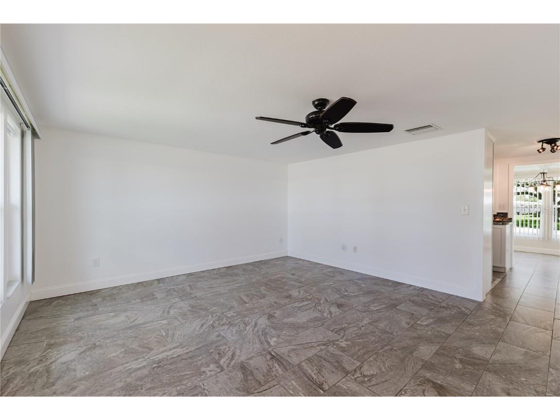 541 Circlewood Drive #R9 Venice FL 34293 N6139938 image16