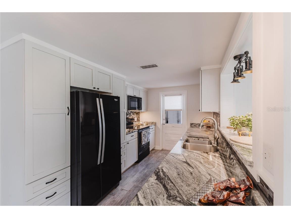 541 Circlewood Drive #R9 Venice FL 34293 N6139938 image6