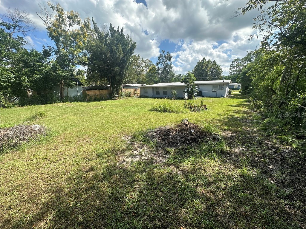 541 E 3rd Street Chuluota FL 32766 O6347983 image2