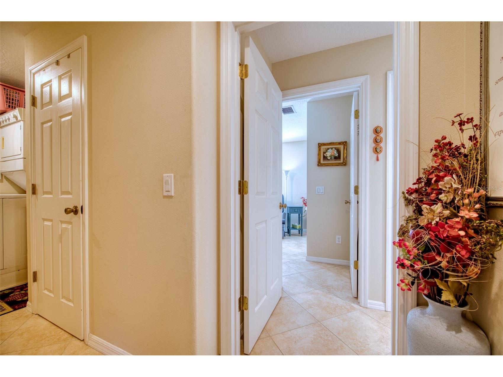 541 Falkland Road Venice FL 34293 A4692658 image11