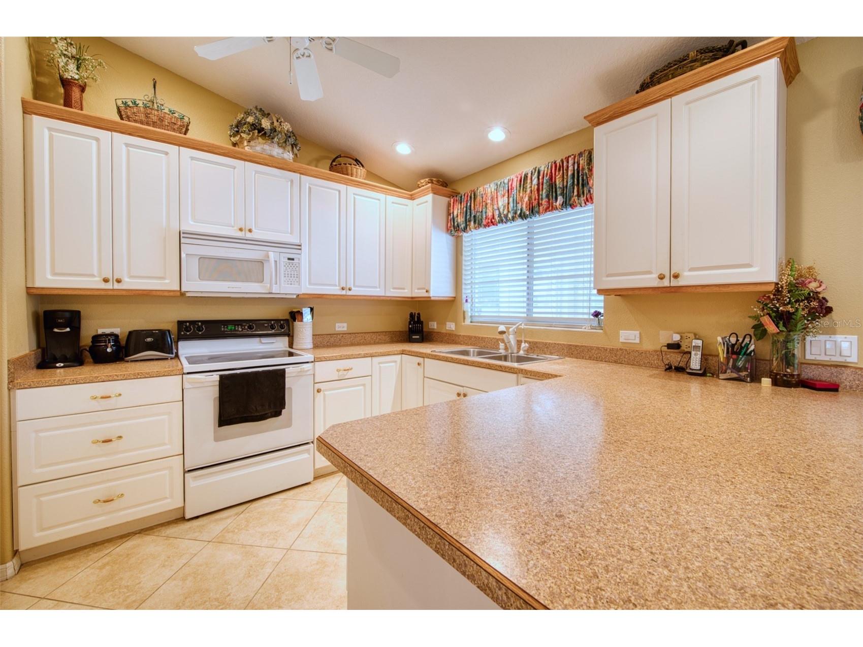 541 Falkland Road Venice FL 34293 A4692658 image6