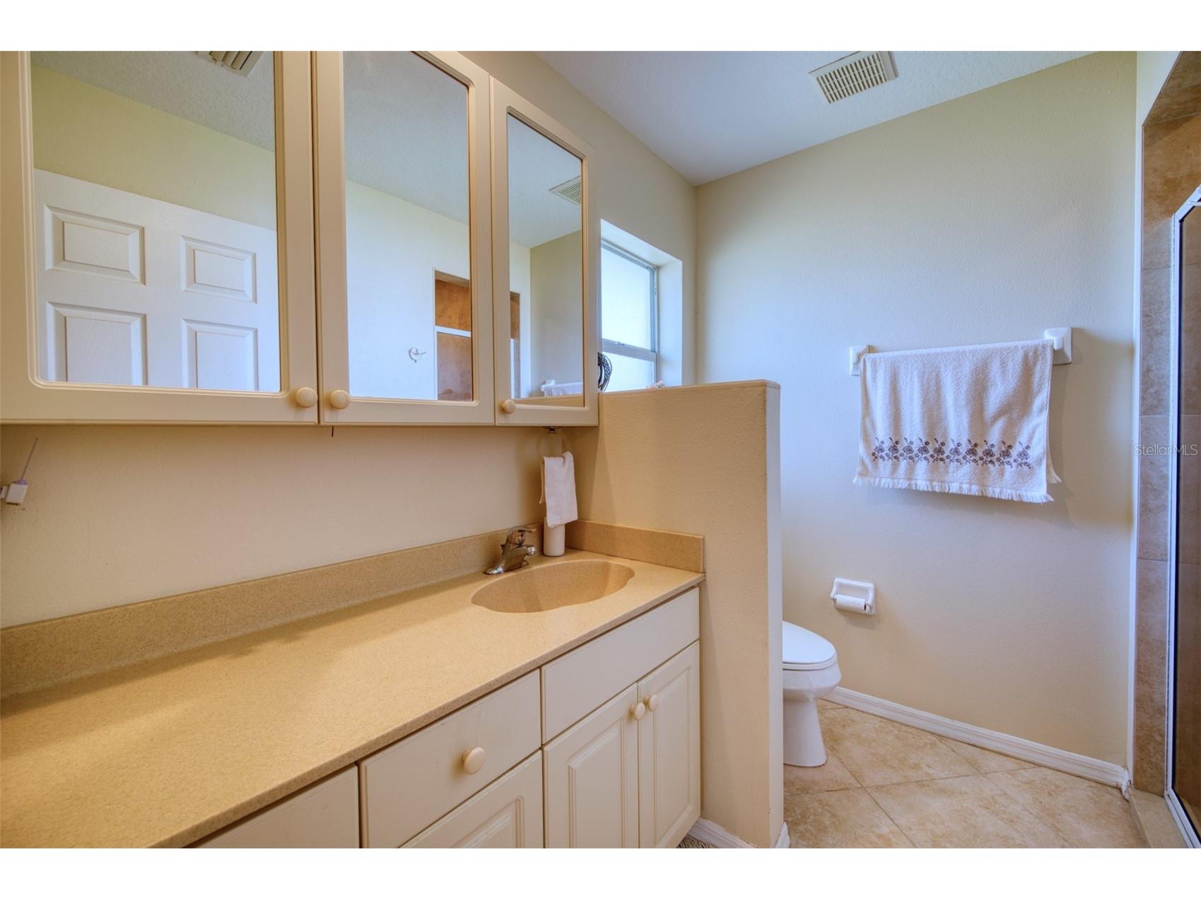541 Falkland Road Venice FL 34293 A4692658 image9