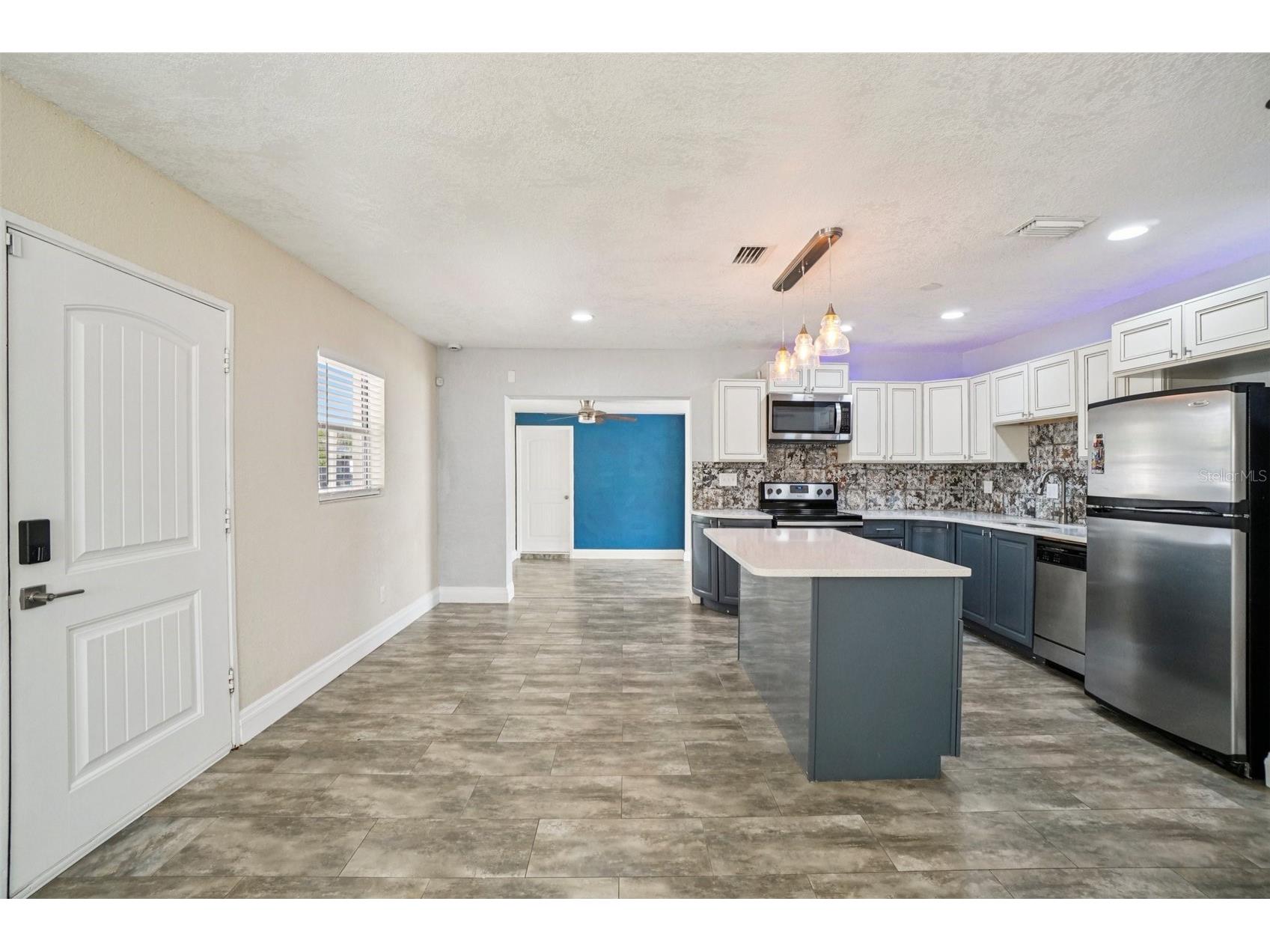 541 Firefly Lane Apollo Beach FL 33572 TB8493808 image10