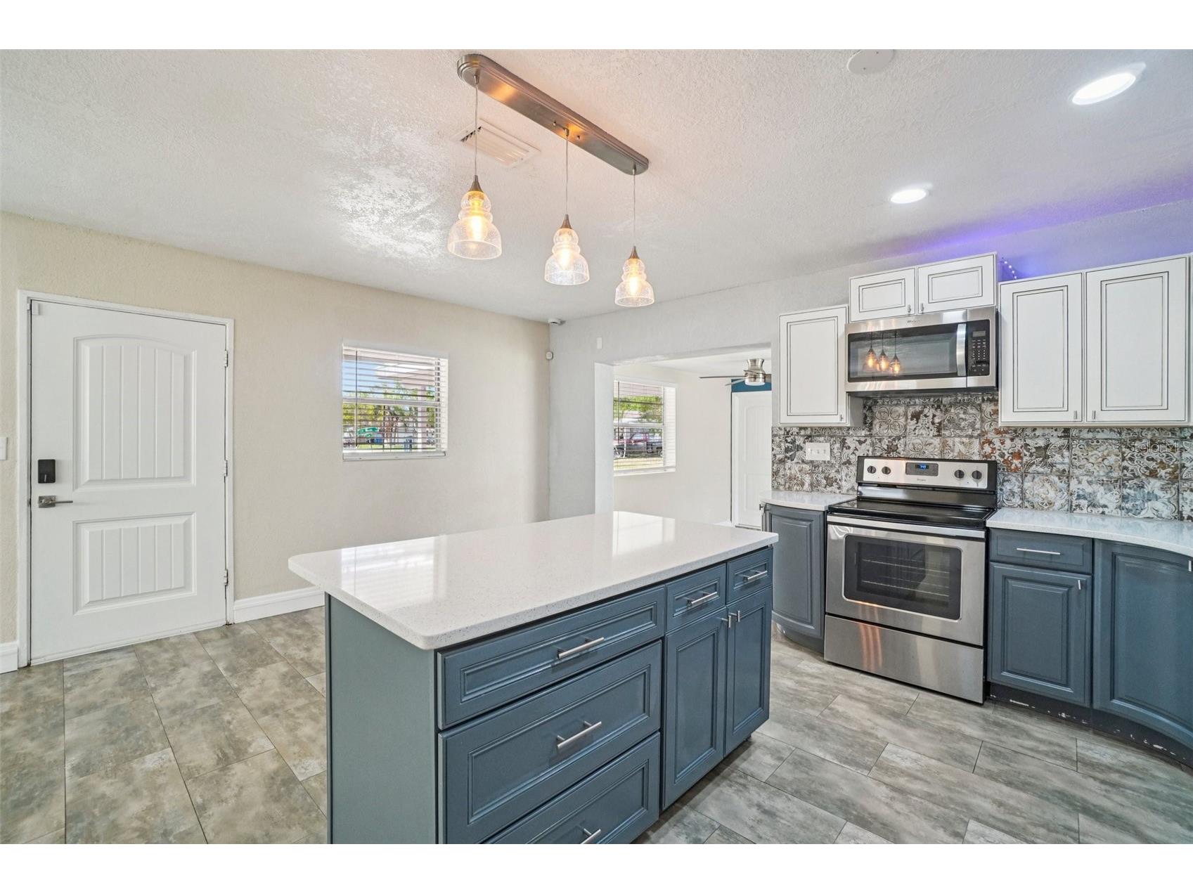 541 Firefly Lane Apollo Beach FL 33572 TB8493808 image14