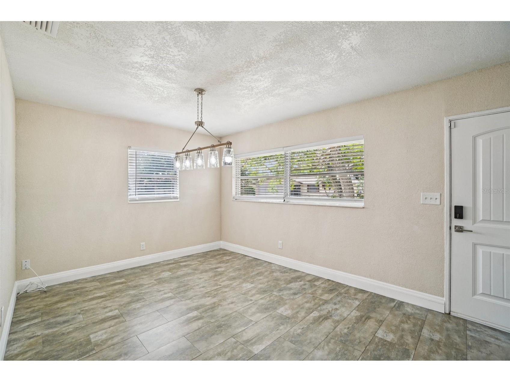 541 Firefly Lane Apollo Beach FL 33572 TB8493808 image6