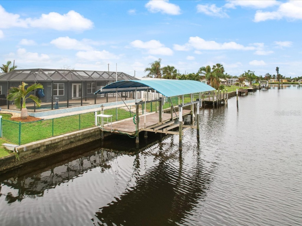 541 Lindley Terrace Port Charlotte FL 33952 - NOTSON WATERWAY C7500589 image1
