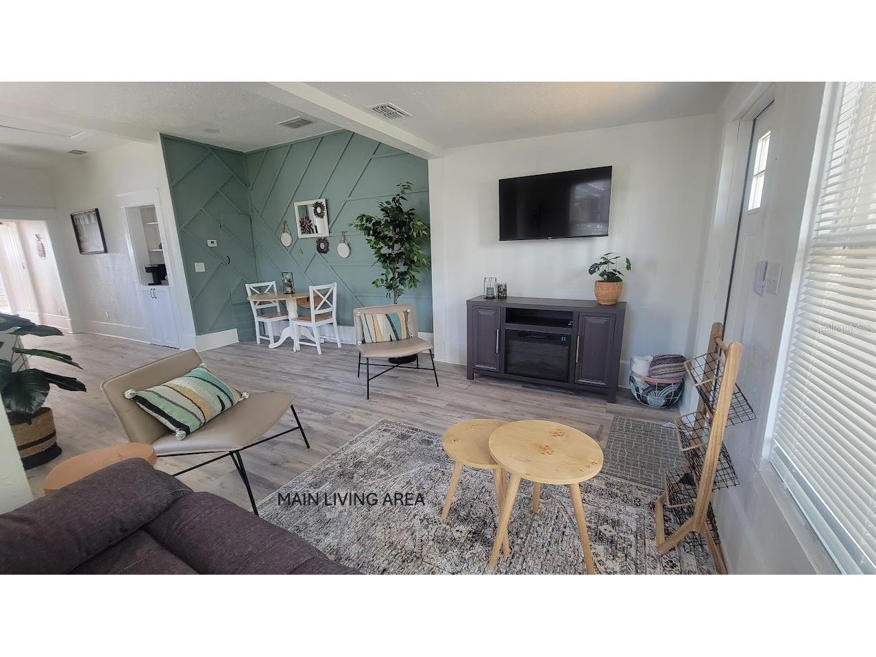 541 Margaret Court Orlando FL 32801 V4948648 image4