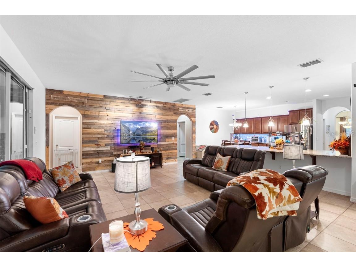 541 Morgan Wood Drive Deland FL 32724 V4944534 image12