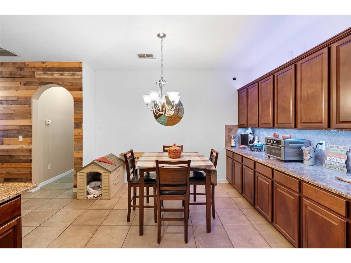 541 Morgan Wood Drive Deland FL 32724 V4944534 image16