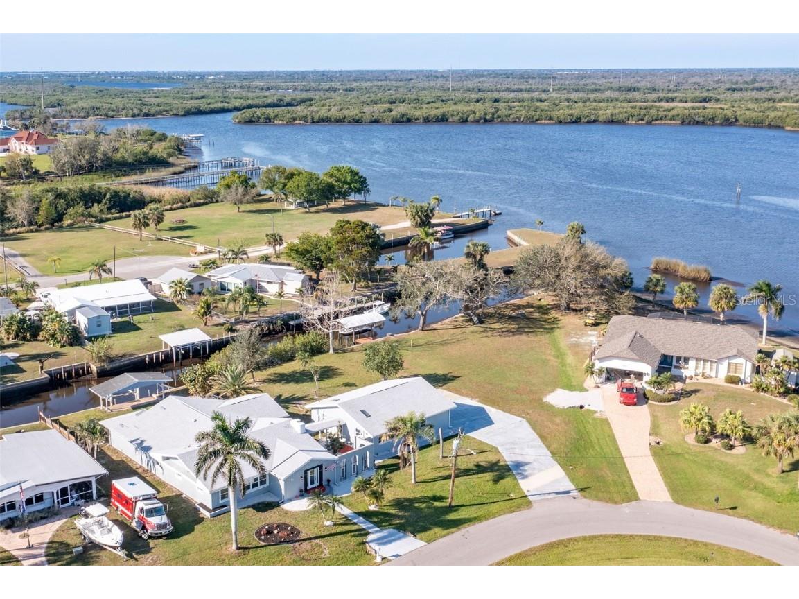 541 Ridgecrest Drive Punta Gorda FL 33982 TB8353254 image2