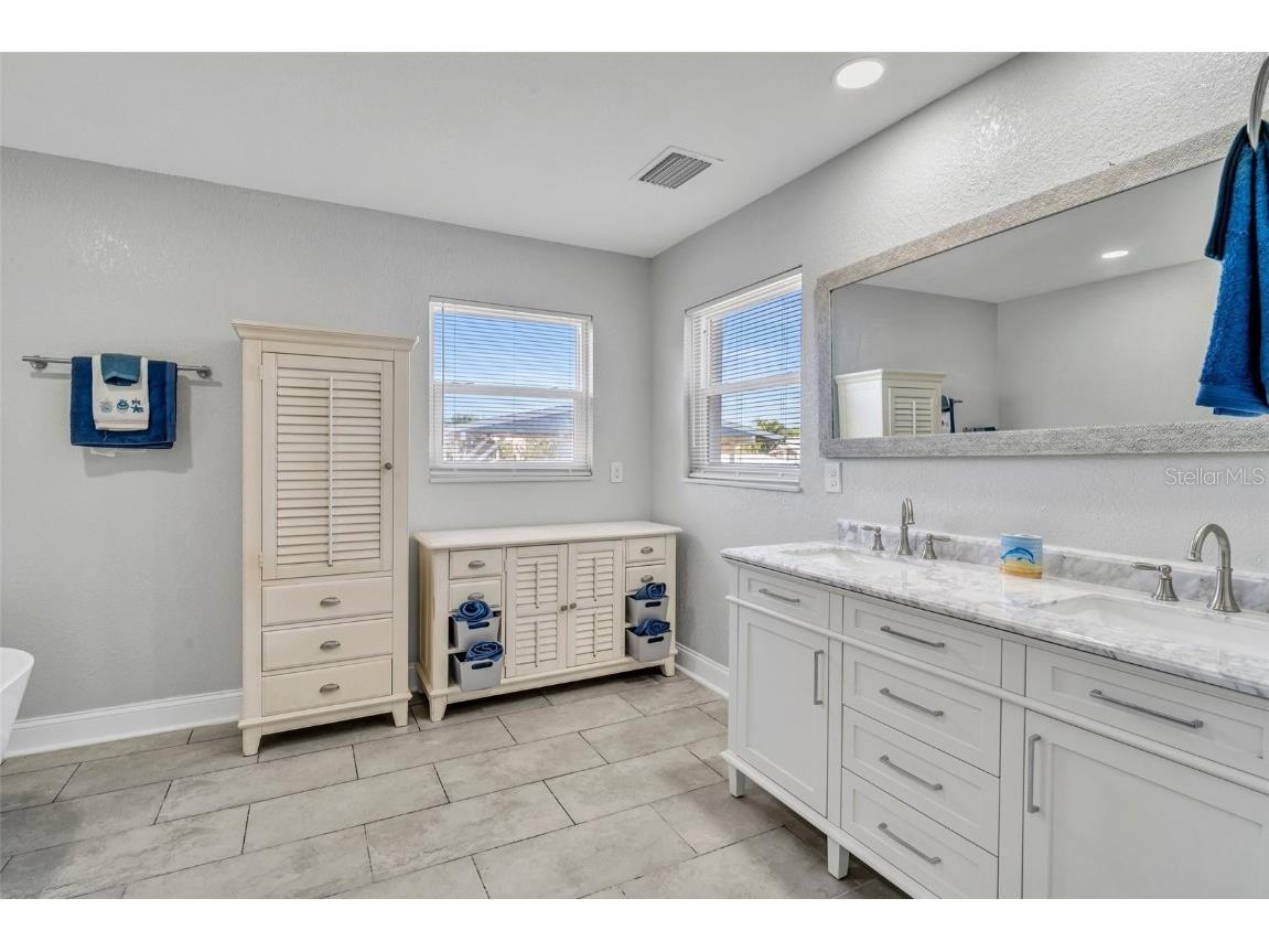 541 Ridgecrest Drive Punta Gorda FL 33982 TB8353254 image34