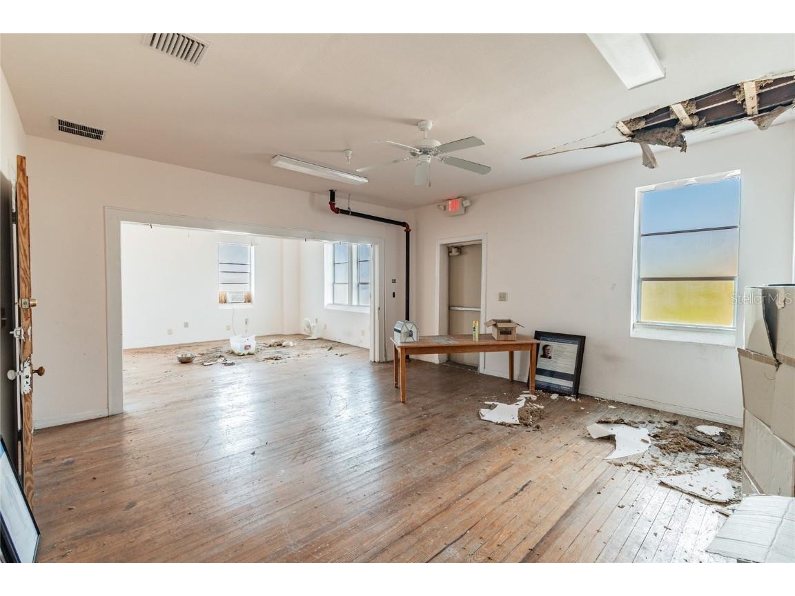 541 S Florida Avenue Lakeland FL 33801 TB8328654 image18