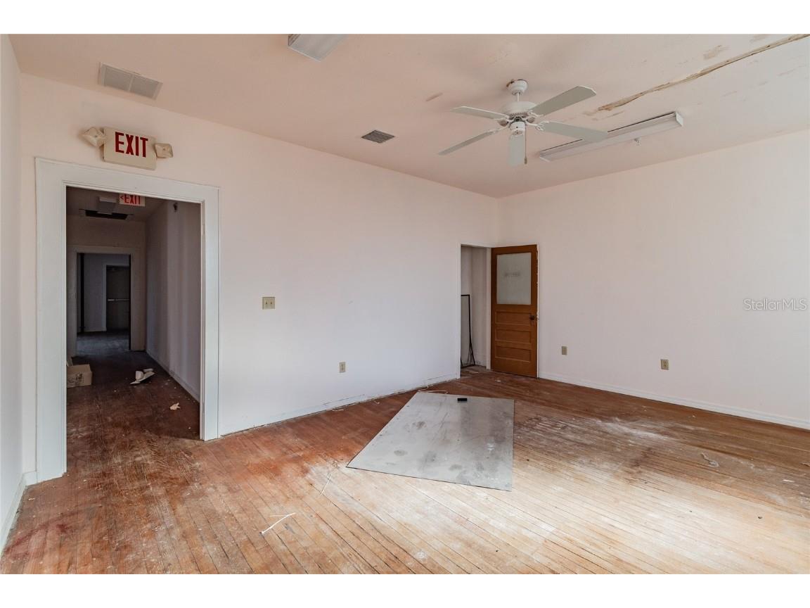 541 S Florida Avenue Lakeland FL 33801 TB8328654 image49