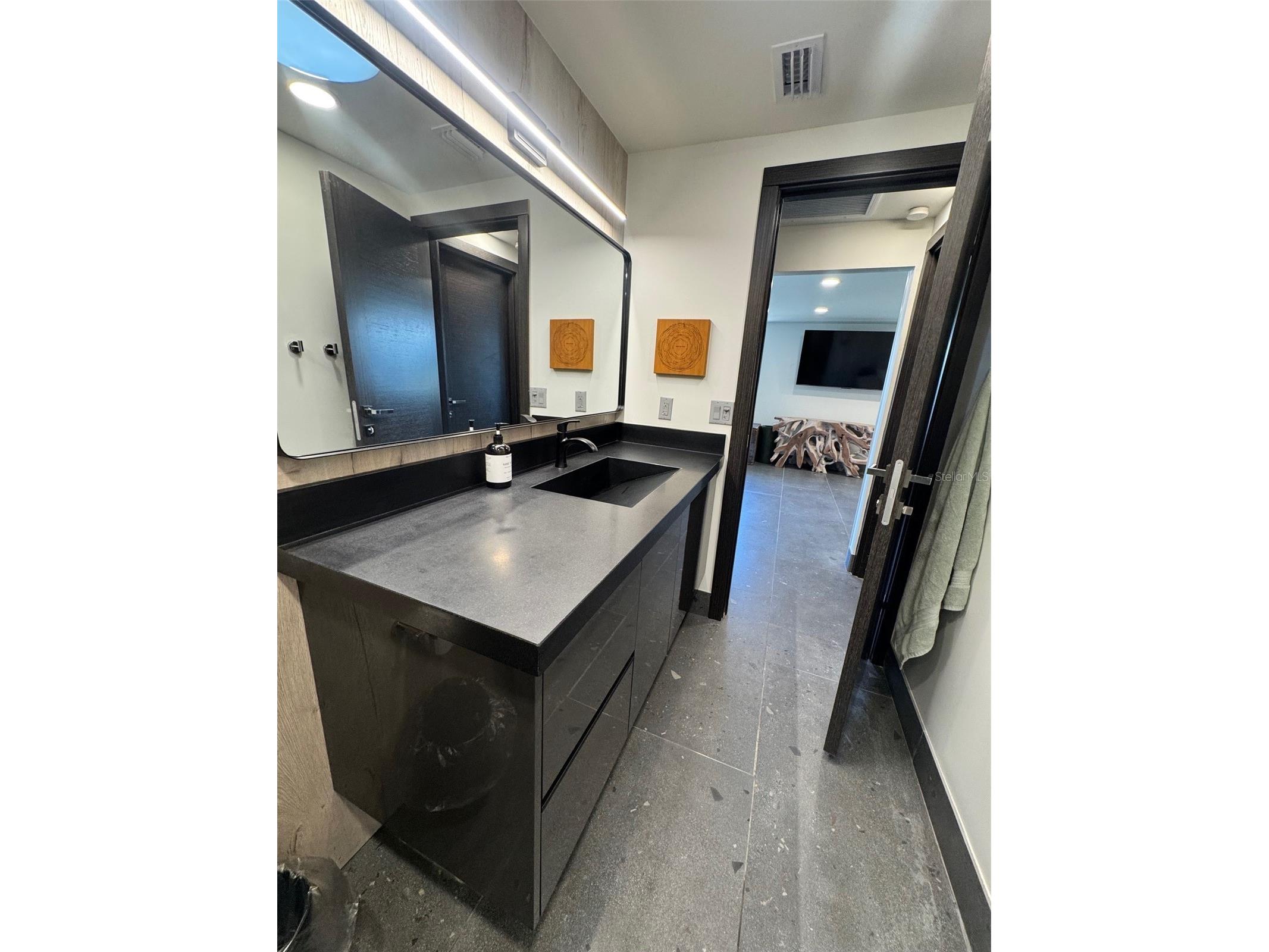541 Spanish Drive N Longboat Key FL 34228 TB8496387 image24