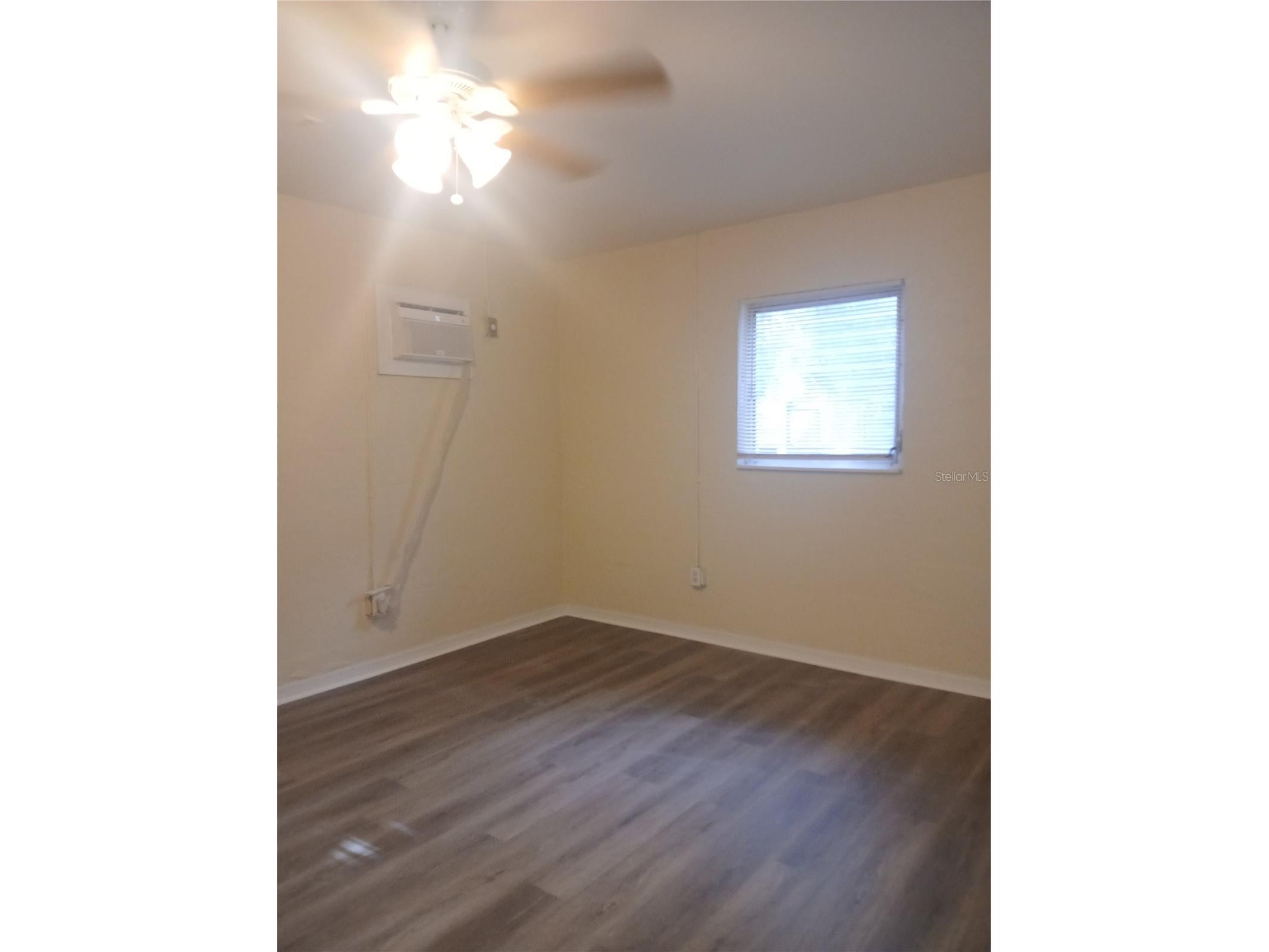 5410 70th Way N Saint Petersburg FL 33709 TB8514149 image9