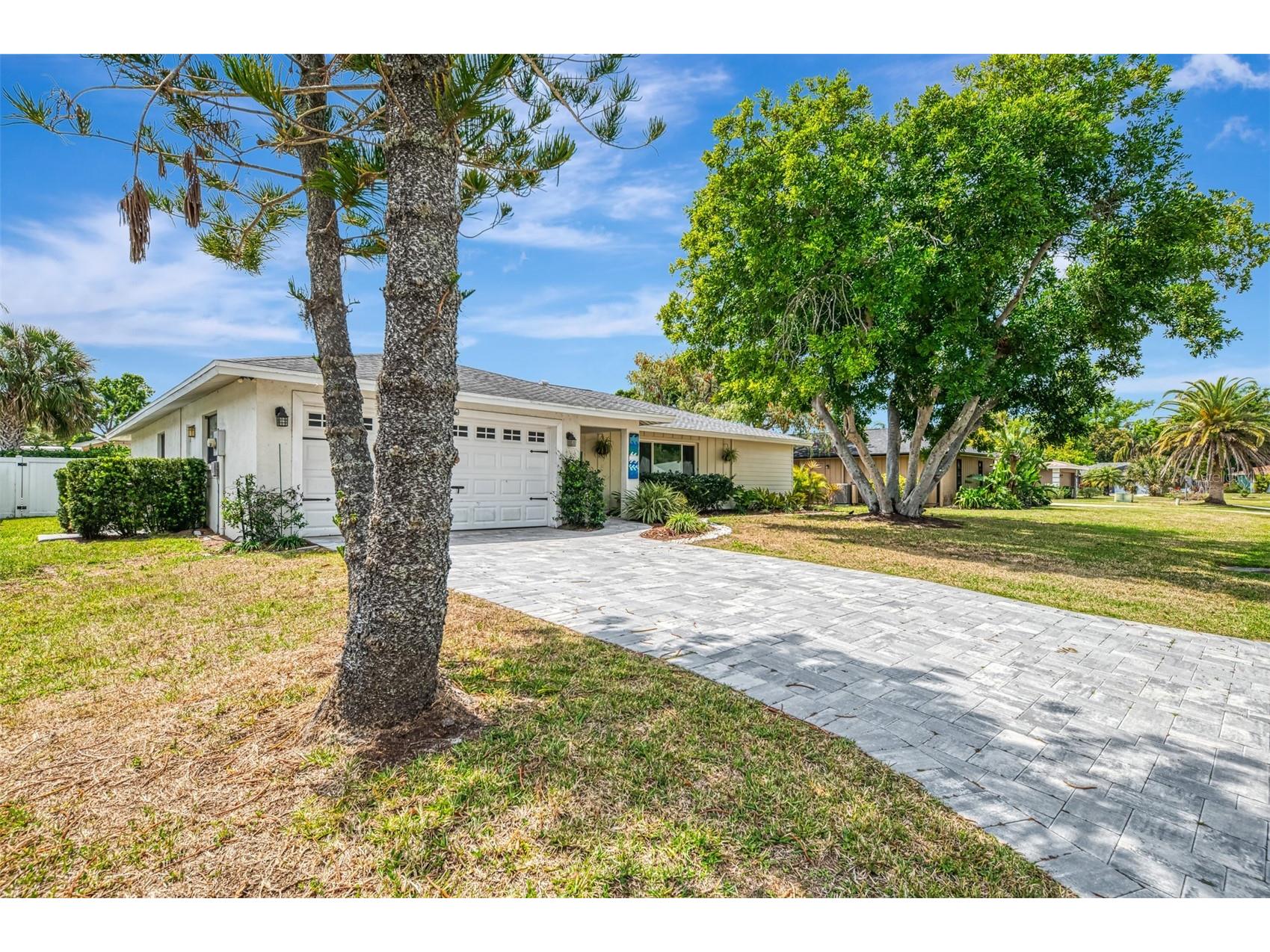 5410 Creeping Hammock Drive Sarasota FL 34231 A4687661 image3