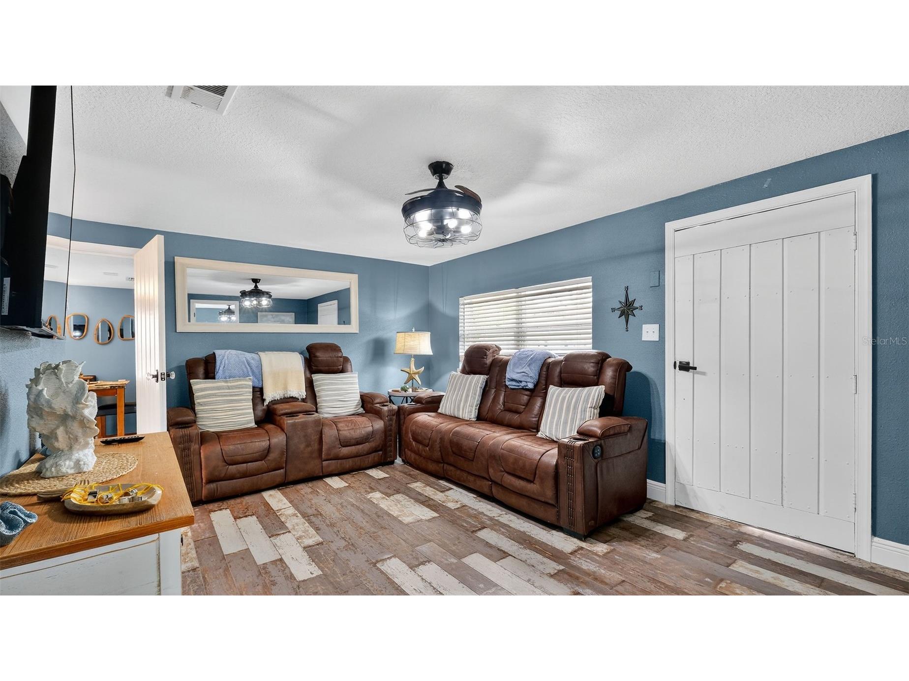 5411 Teal Drive Weeki Wachee FL 34607 - CANAL TO WEEKI WACHEE RIVER W7882168 image13