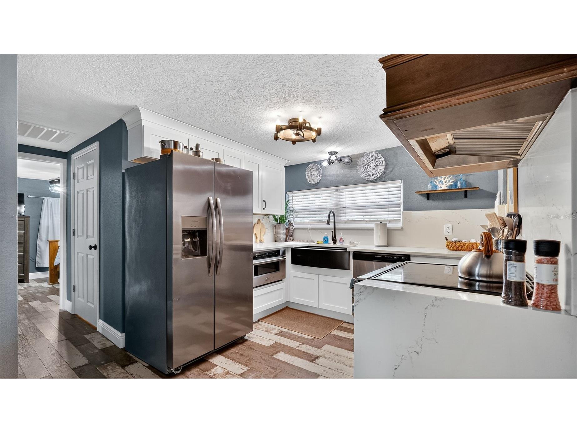 5411 Teal Drive Weeki Wachee FL 34607 - CANAL TO WEEKI WACHEE RIVER W7882168 image15