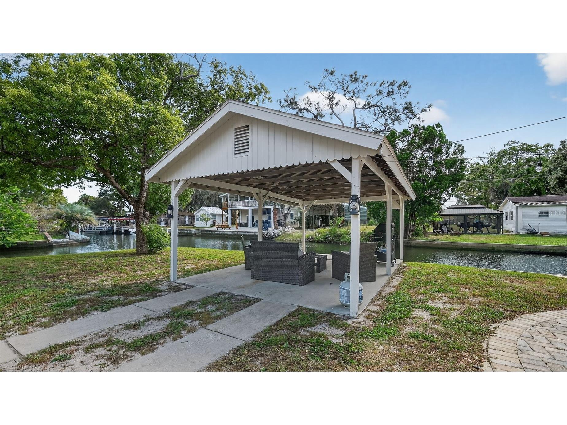 5411 Teal Drive Weeki Wachee FL 34607 - CANAL TO WEEKI WACHEE RIVER W7882168 image35