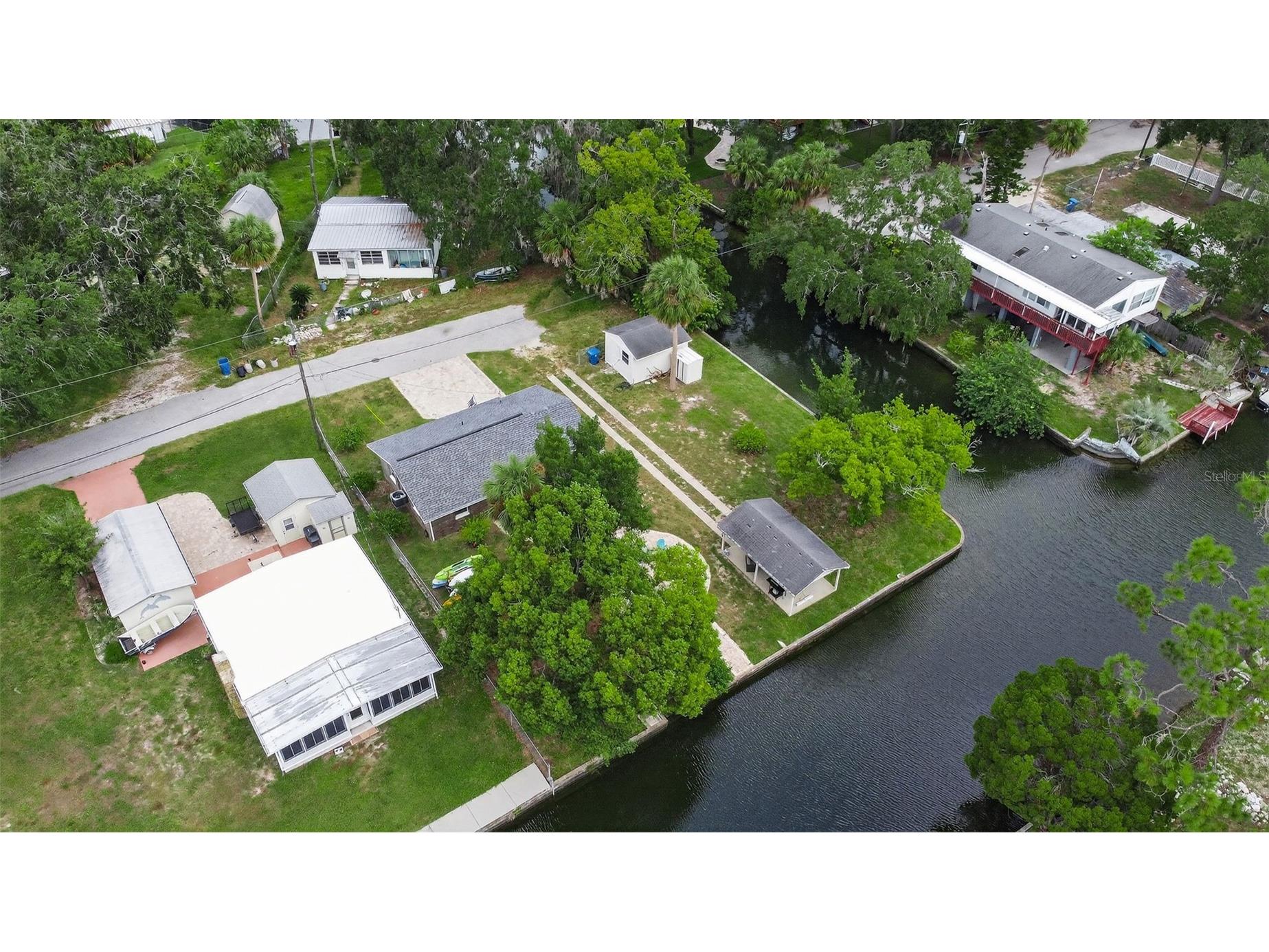 5411 Teal Drive Weeki Wachee FL 34607 - CANAL TO WEEKI WACHEE RIVER W7882168 image7