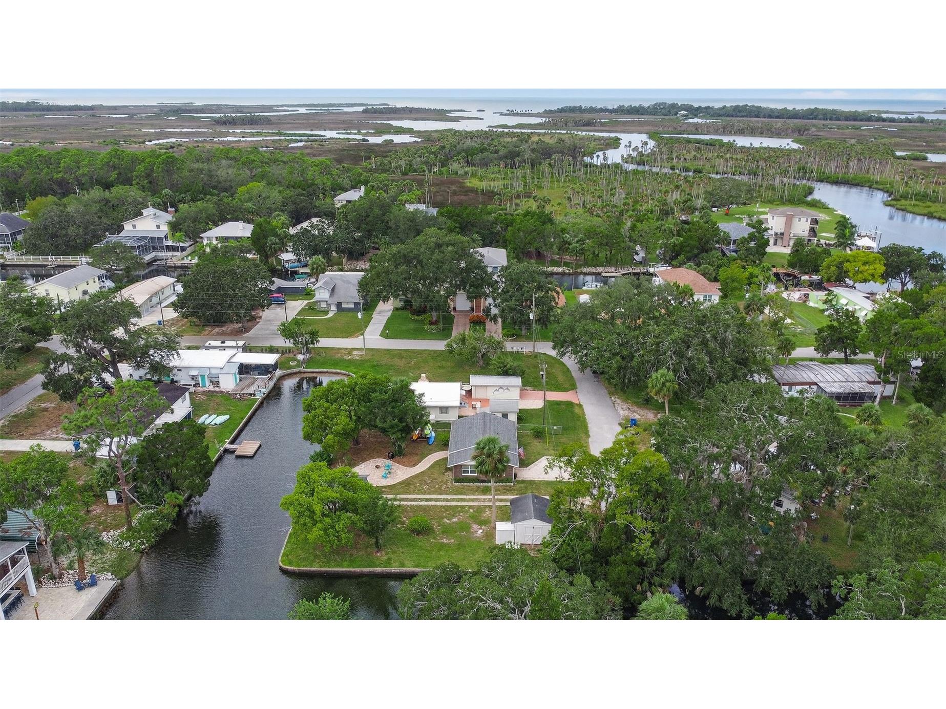5411 Teal Drive Weeki Wachee FL 34607 - CANAL TO WEEKI WACHEE RIVER W7882168 image8