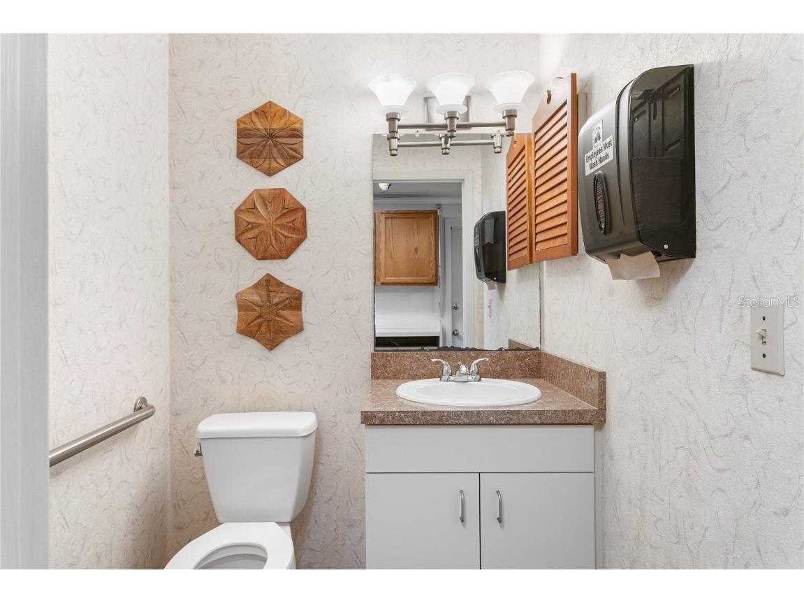 5412 Central Avenue Saint Petersburg FL 33707 TB8430118 image21